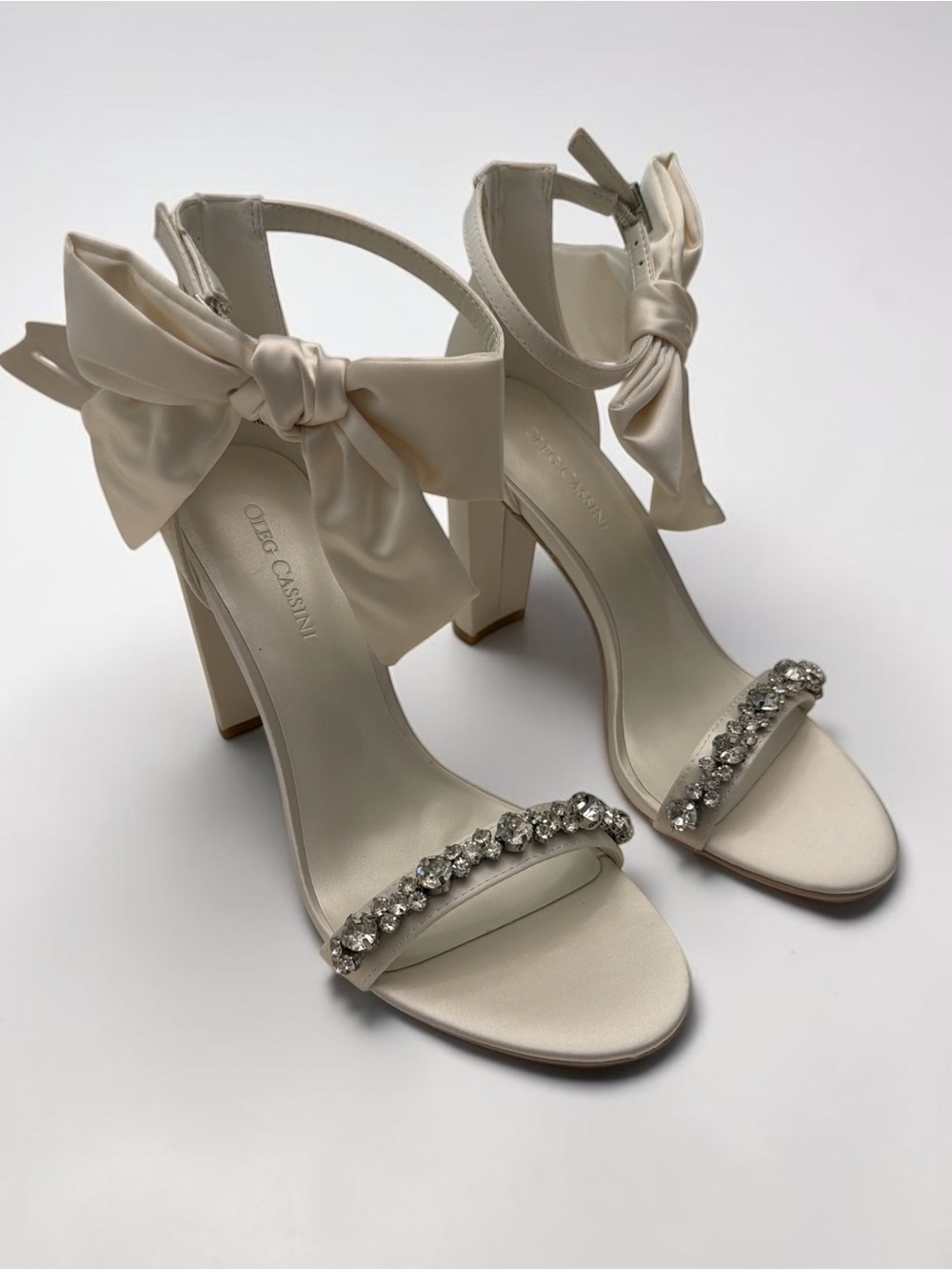 Oleg Cassini Ivory Satin Bow Ankle-Strap Block Heels - Picture 3 of 7